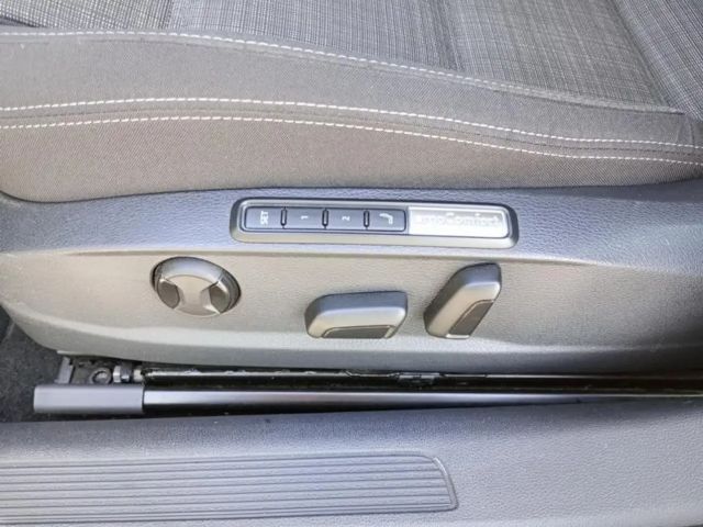 Volkswagen Passat Business Variant