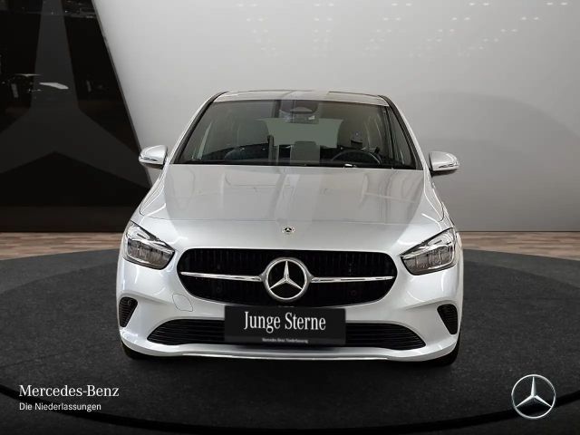 Mercedes-Benz B 200 Progressive Sedan