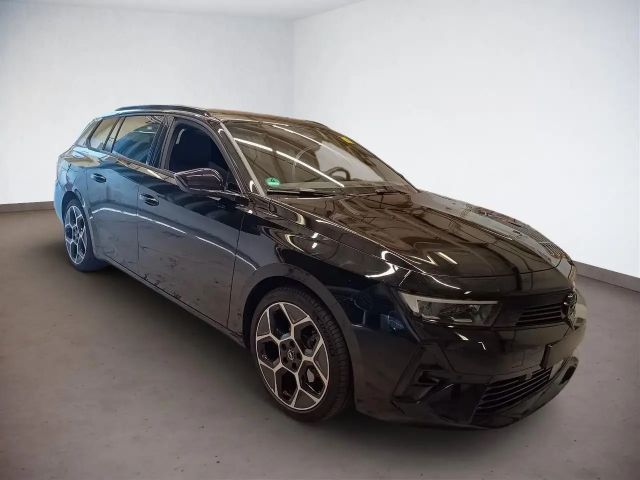 Opel Astra Sports Tourer Ultimate