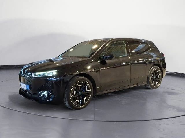BMW iX xDrive40