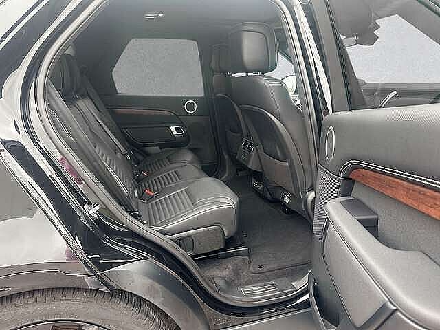 Land Rover Discovery D300 Dynamic SE