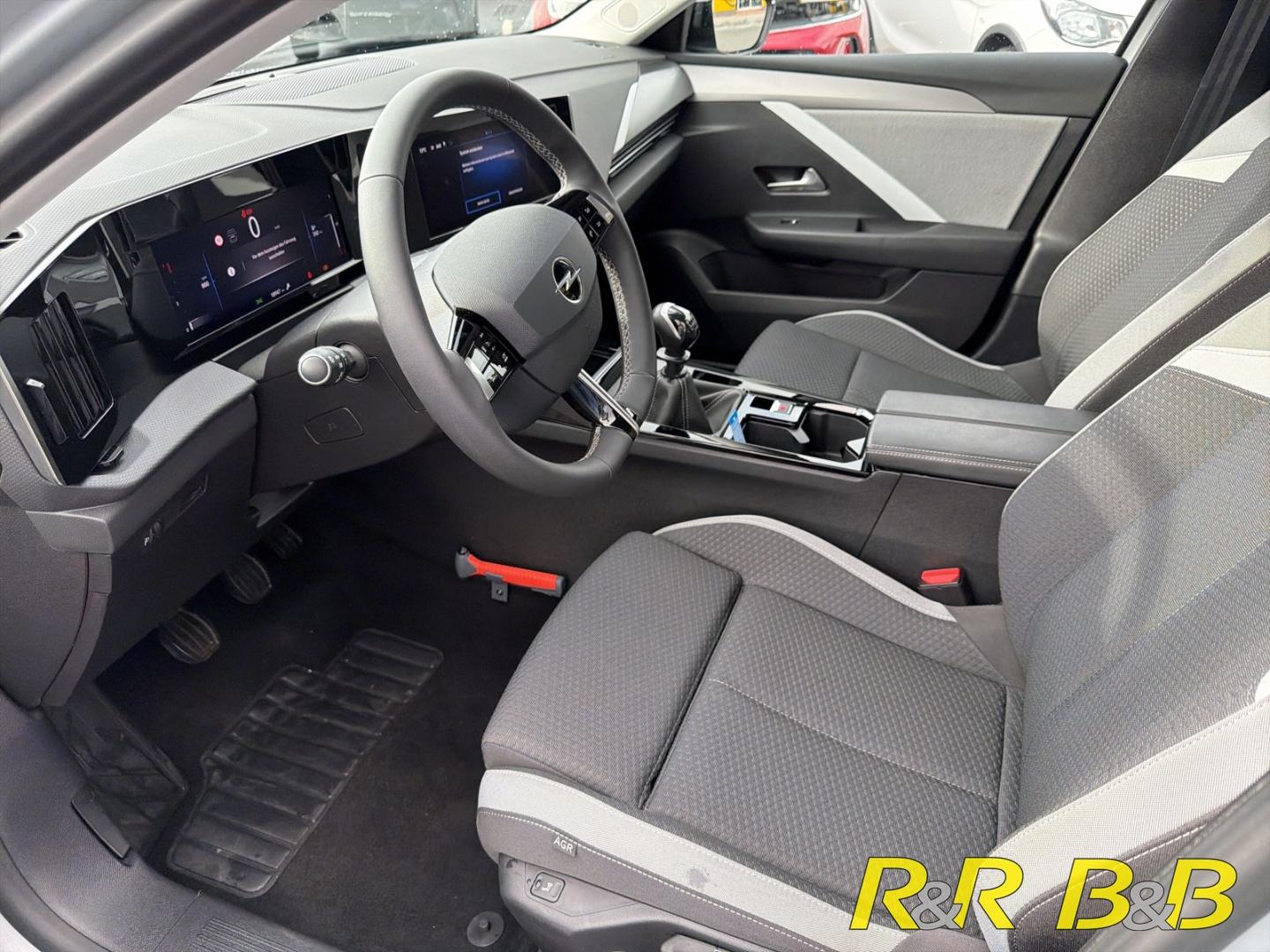 Opel Astra Edition Sports Tourer