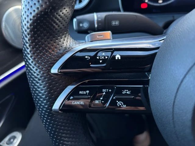 Mercedes-Benz E 300 AMG Line Cabriolet