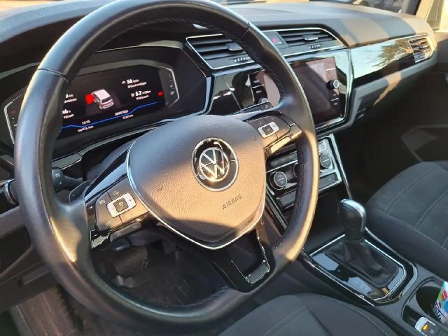 Volkswagen Touran Highline R-Line