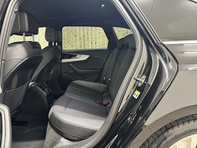 Audi A4 40 TFSI Avant Quattro S-Tronic