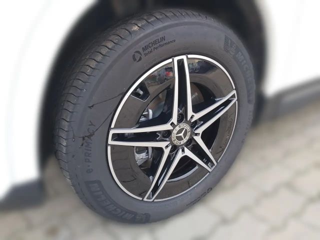 Mercedes-Benz EQA 300 4MATIC AMG Line