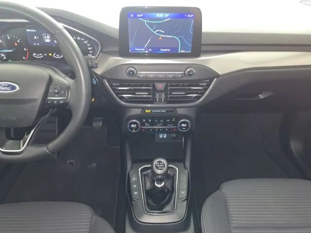 Ford Focus Titanium Wagon