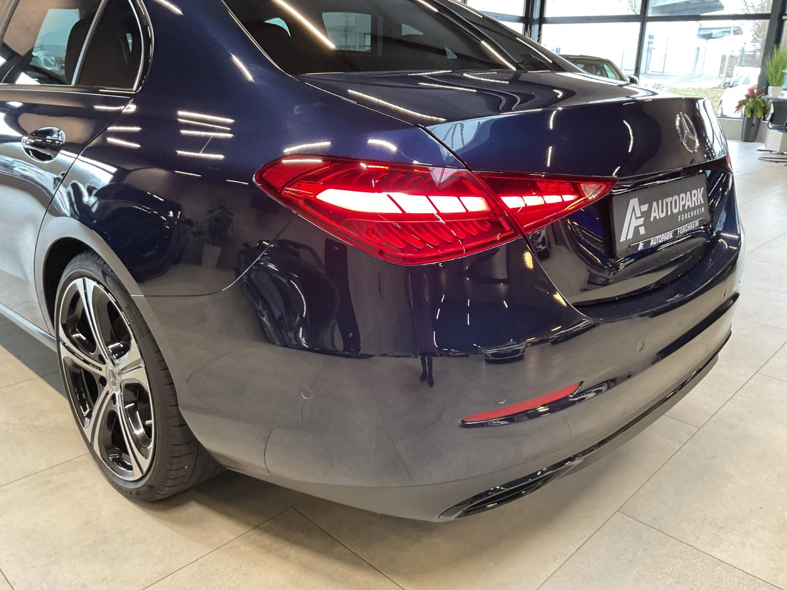 Mercedes-Benz C 200 AVANTGARDE Sedan