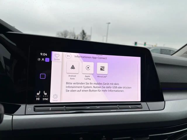 Volkswagen Golf Life Variant