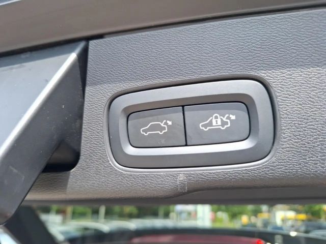 Volvo XC60 Dark Plus