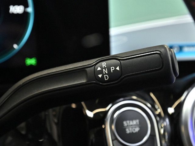 Mercedes-Benz EQA 300 4MATIC