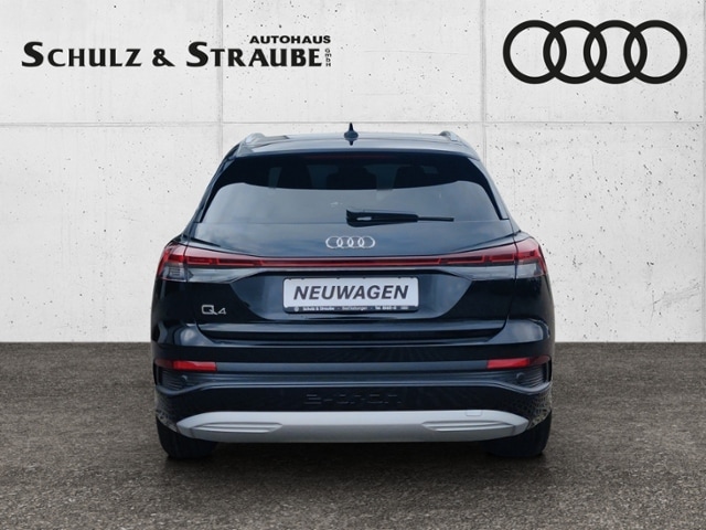 Audi Q4 e-tron SUV 45 e-tron Audi Q4 e-tron