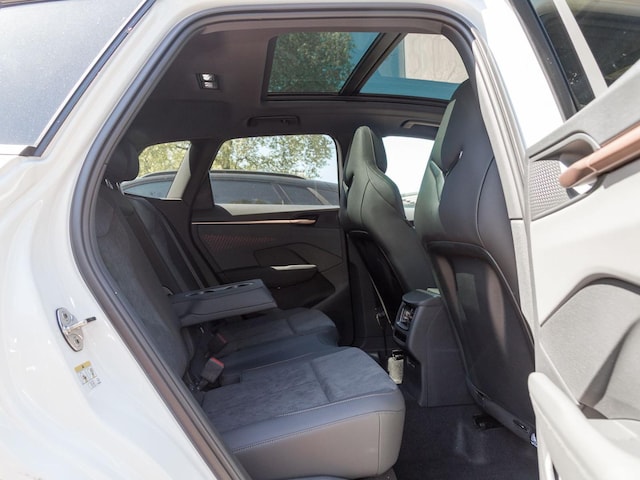 Cupra Terramar 1.5 e-Hybrid VZ