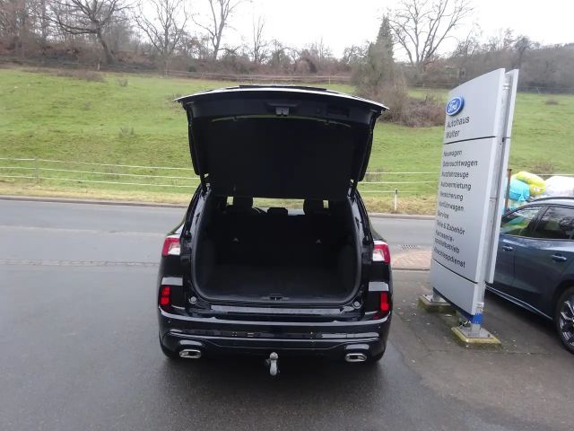 Ford Kuga Hybrid ST Line X