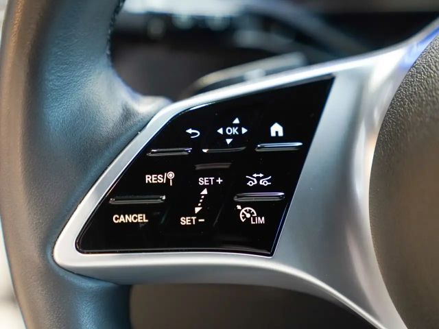 Mercedes-Benz EQE SUV 300