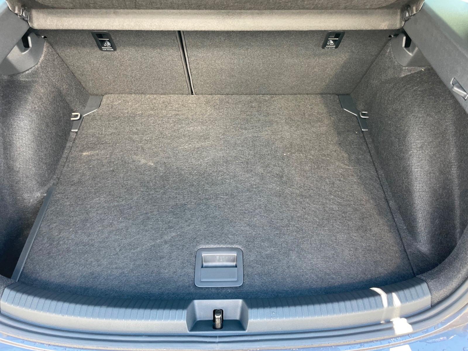 Volkswagen Taigo 1.5 TSI DSG R-Line