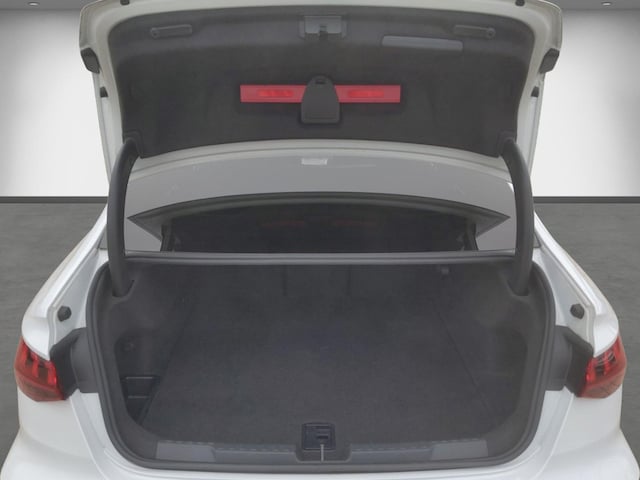 Audi RS3 Quattro S-Tronic Sedan