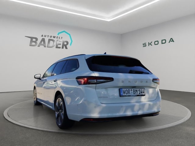 Skoda Superb 2.0 TDI Ambition Combi