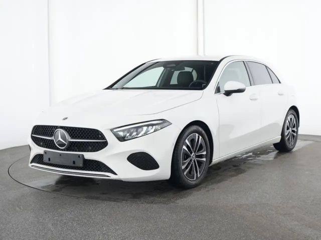 Mercedes-Benz A 180 Hatchback Progressive