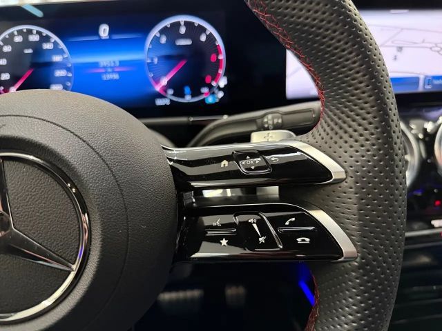 Mercedes-Benz GLA 200 4MATIC GLA 200 d