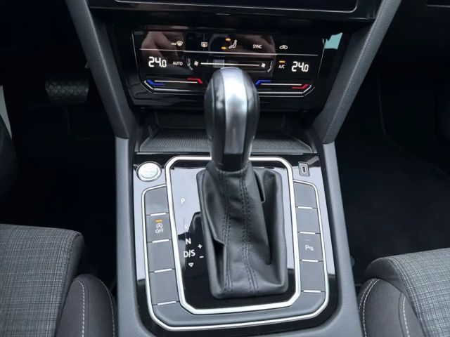 Volkswagen Passat 1.5 TSI Variant