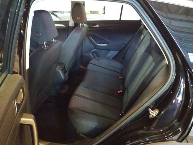 Volkswagen T-Roc 1.0 TSI LED ParkAssist KlimaA Navi
