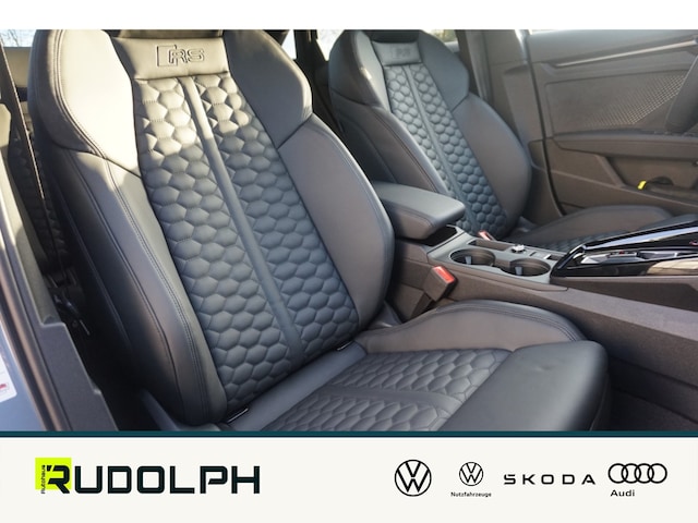 Audi RS3 Quattro S-Tronic Sedan