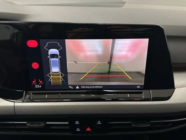 Volkswagen Golf DSG Life Variant