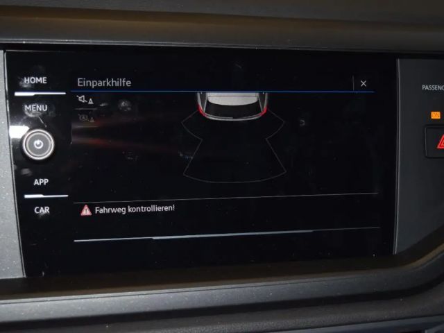 Volkswagen Polo Basis-Modell AppConnect SHZ PDC