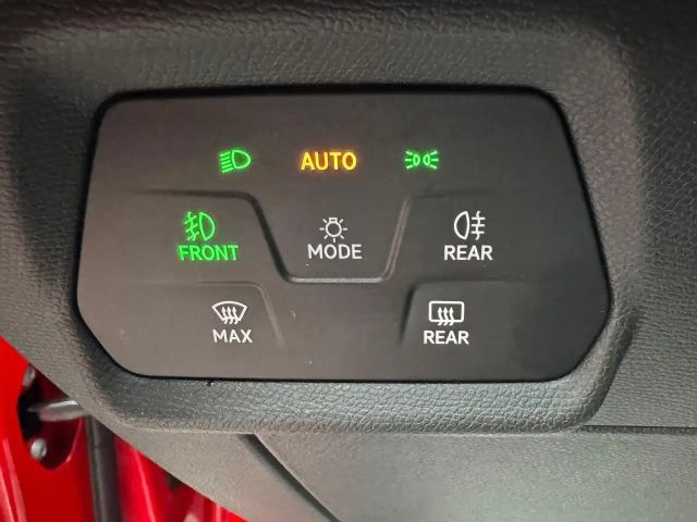 Seat Leon 2.0 TDI DSG Xcellence