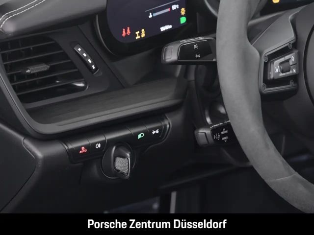 Porsche 992 4 Coupé GTS Targa