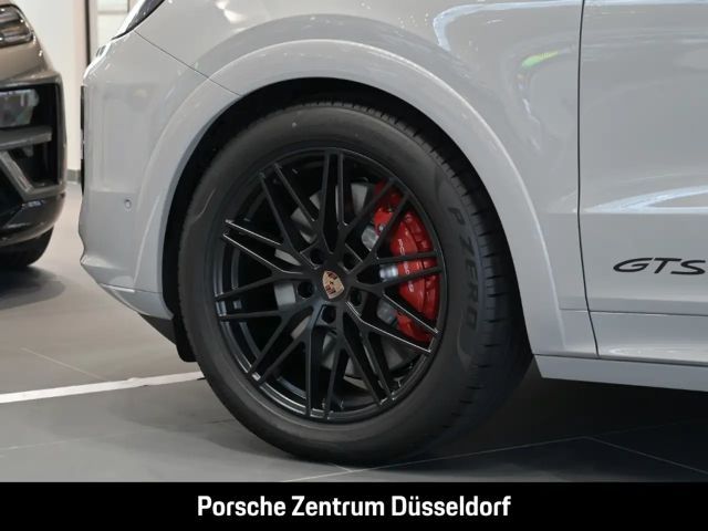 Porsche Cayenne GTS