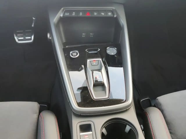 Audi A3 35 TFSI S-Line S-Tronic Sportback