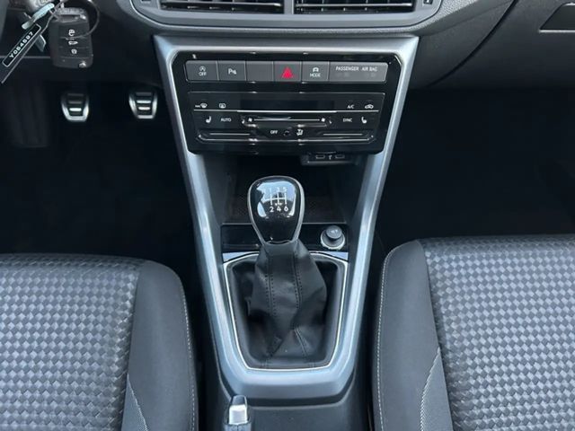 Volkswagen T-Cross Active