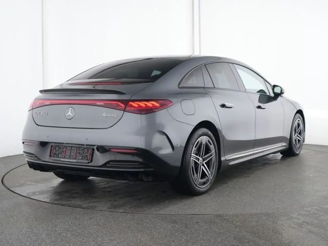 Mercedes-Benz EQE 350 4MATIC AMG Line Sedan