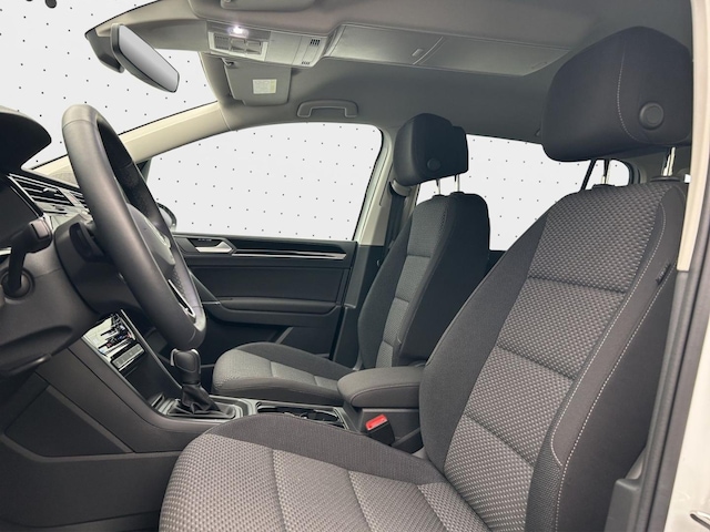 Volkswagen Touran 1.5 TSI DSG IQ.Drive R-Line