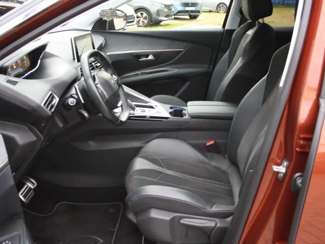 Peugeot 3008 Crossway EAT8 PureTech