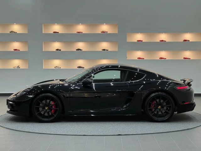 Porsche Cayman 4 Coupé GTS