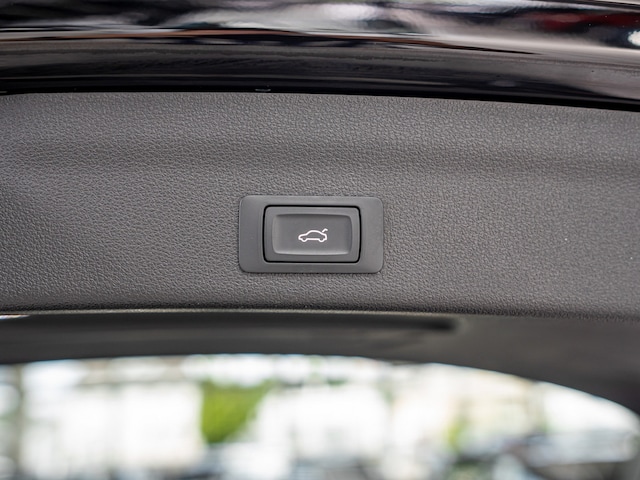 Audi S6 Avant Quattro