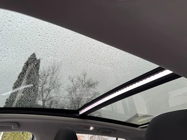 Volkswagen Touran 2,0 TDI*Panoramadach*ACC*