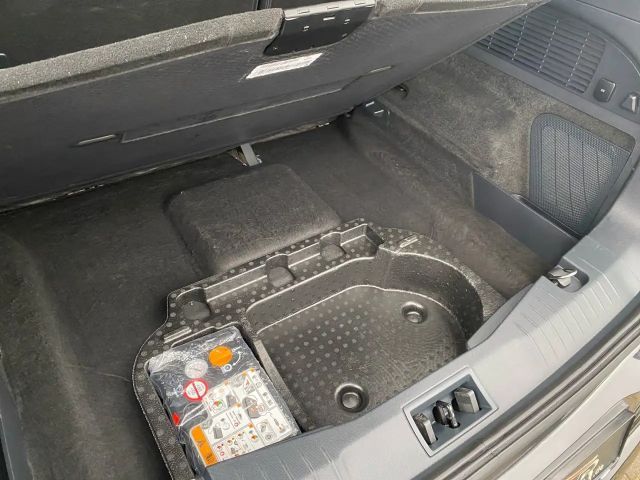 Ford Mustang Mach-E AWD Standard range