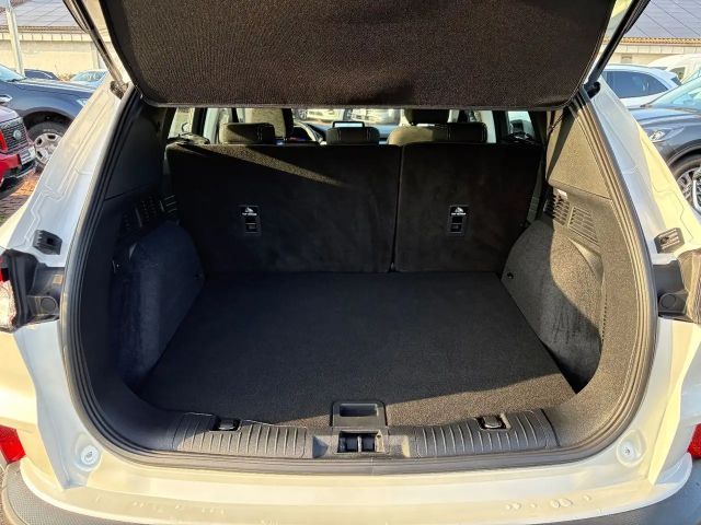 Ford Kuga Plug in Hybrid Titanium