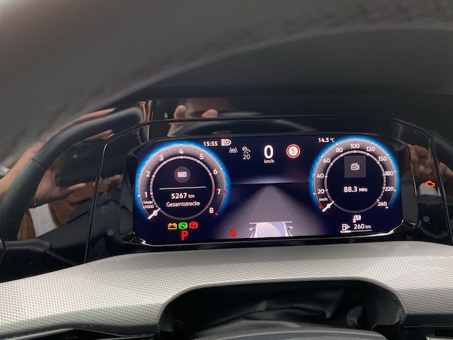 Volkswagen Golf 1.5 eTSI DSG Golf VIII Style