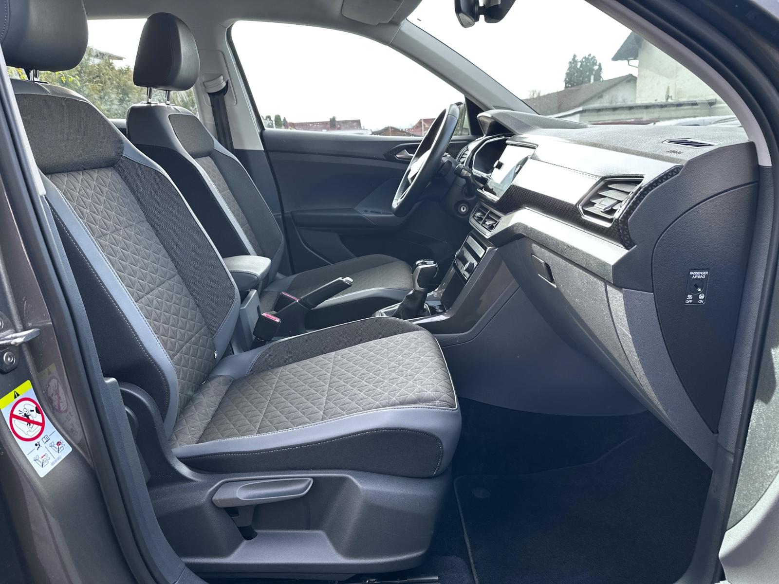 Volkswagen T-Cross Style