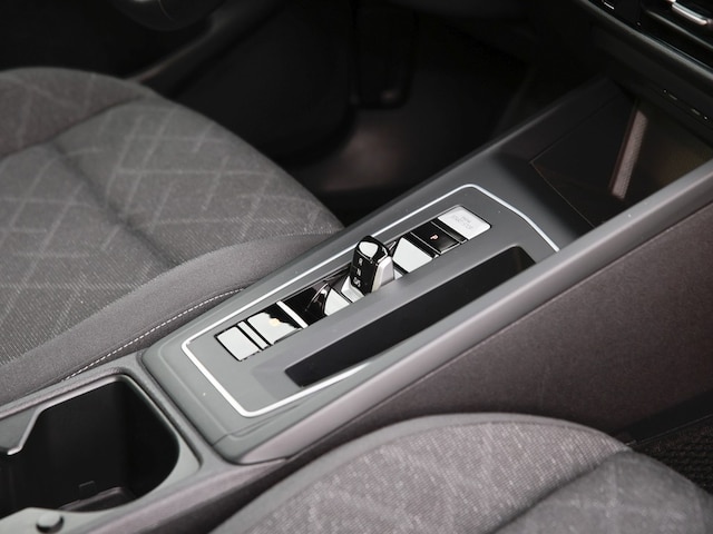 Volkswagen Golf 1.5 TSI DSG Life Variant