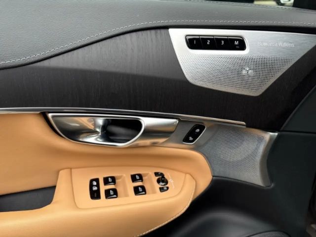 Volvo XC90 Dark T8 Ultimate