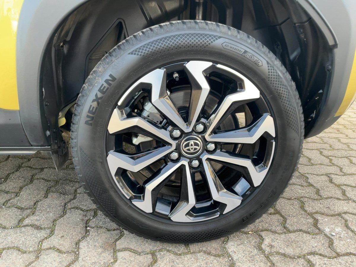 Toyota Yaris Cross 5-deurs Team D