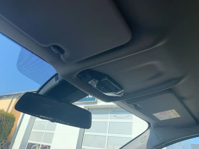 BMW 116 116i Sedan Sport Line