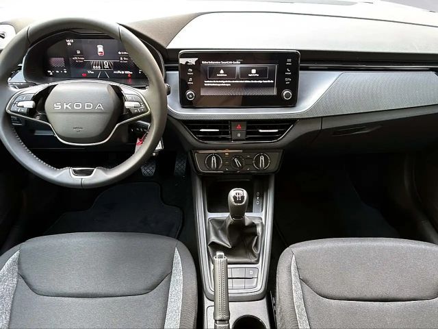 Skoda Scala Essence TSI