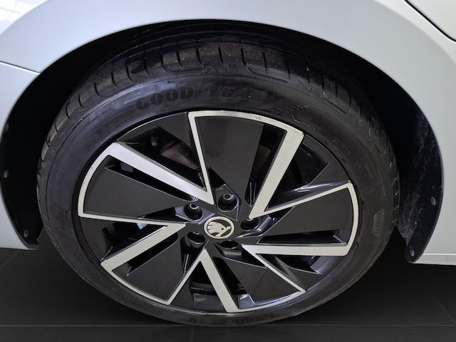 Skoda Octavia Clever Combi iV